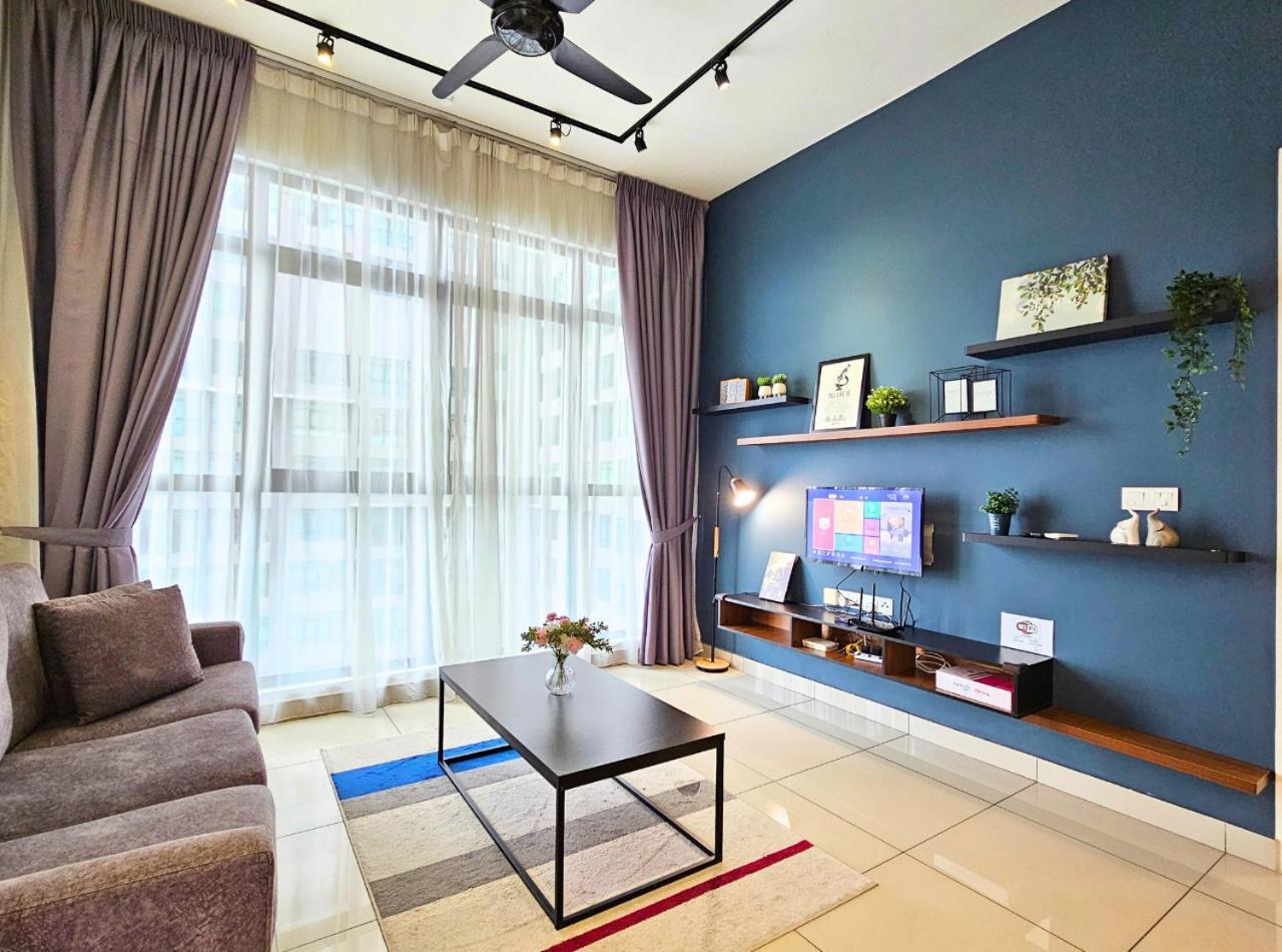 Conezion Near Ioi City Mall, Maeps Serdang, Putrajaya By Cloud Host Eksteriør billede