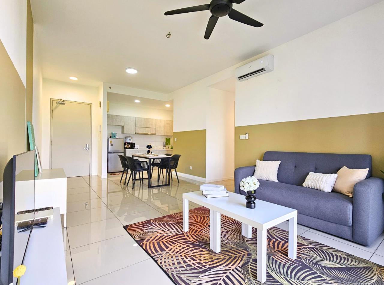 Conezion Near Ioi City Mall, Maeps Serdang, Putrajaya By Cloud Host Værelse billede
