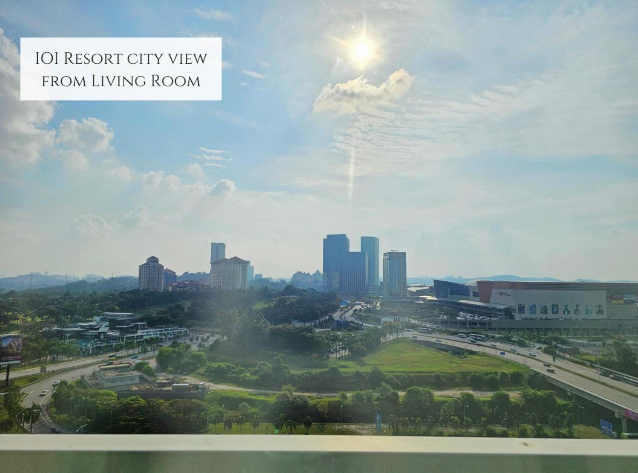Conezion Near Ioi City Mall, Maeps Serdang, Putrajaya By Cloud Host Værelse billede